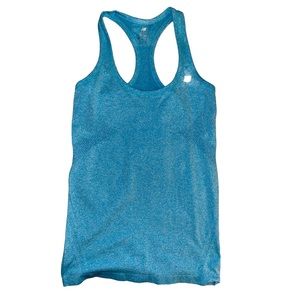 NWOT light blue New Balance women’s racerback tank top. Size: M